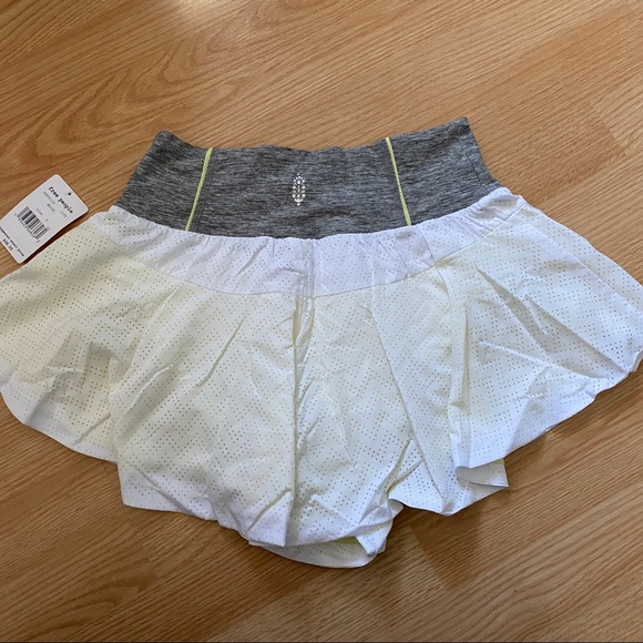 NWT Free People Rain Runner Shorts White Small - Picture 6 of 8